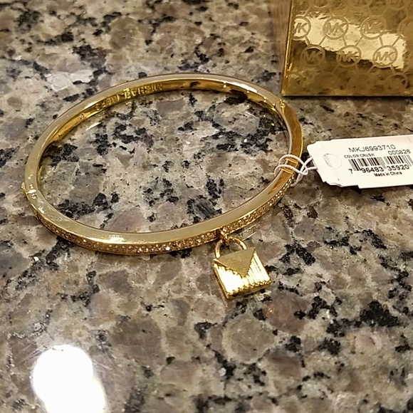 MK gold bracelet - Picture 3 of 4